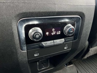 2022 GMC Yukon SLE