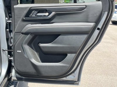 2025 GMC Yukon Elevation