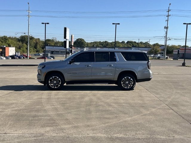 2025 Chevrolet Suburban LT