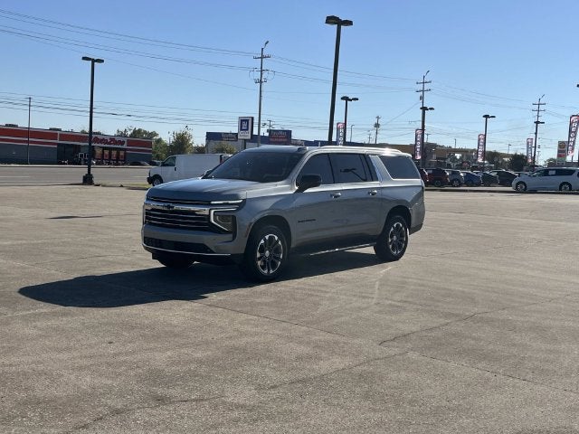 2025 Chevrolet Suburban LT