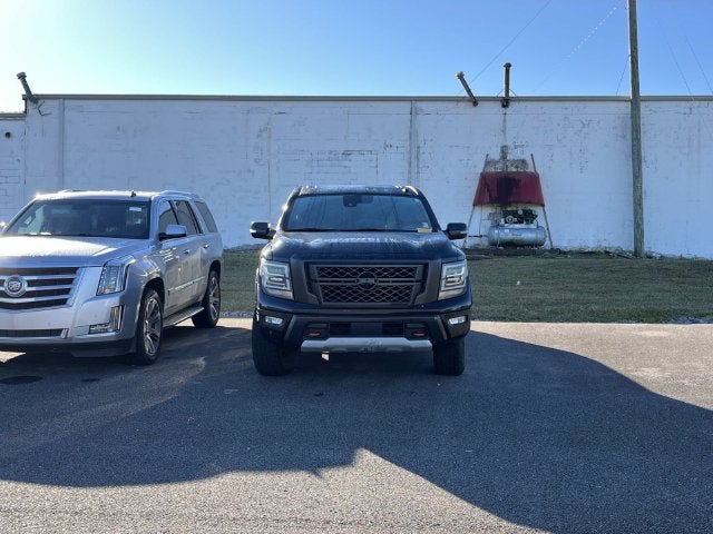 2021 Nissan TITAN Crew Cab PRO-4X 4x4