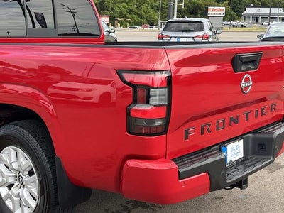 2022 Nissan Frontier Crew Cab Long Bed SV 4x2
