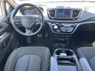 2020 Chrysler Pacifica Touring