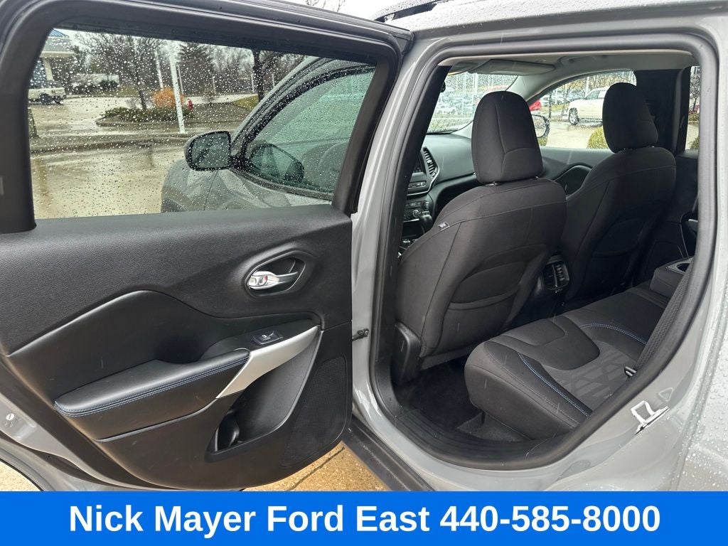 2019 Jeep Cherokee Latitude