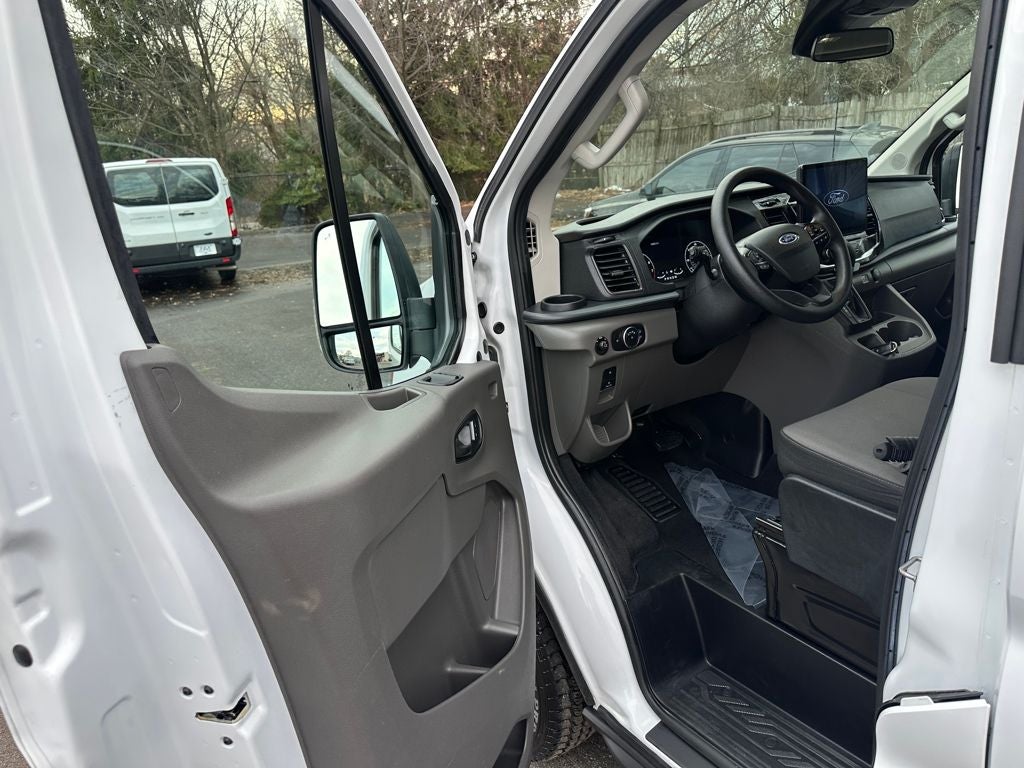 2024 Ford Transit-350 XLT