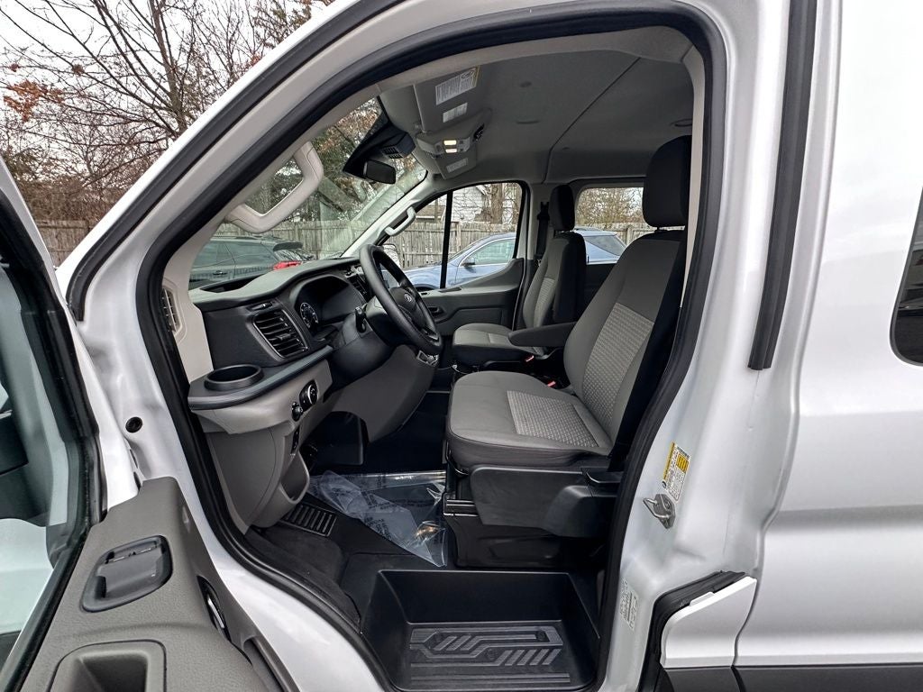 2024 Ford Transit-350 XLT