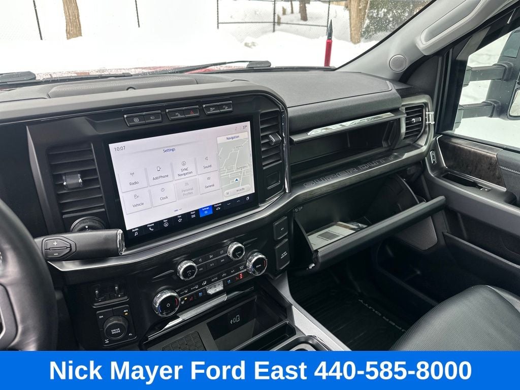 2024 Ford F-350SD Lariat Ultimate Package