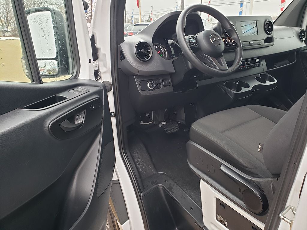 2024 Mercedes-Benz Sprinter 2500 Passenger 144 WB