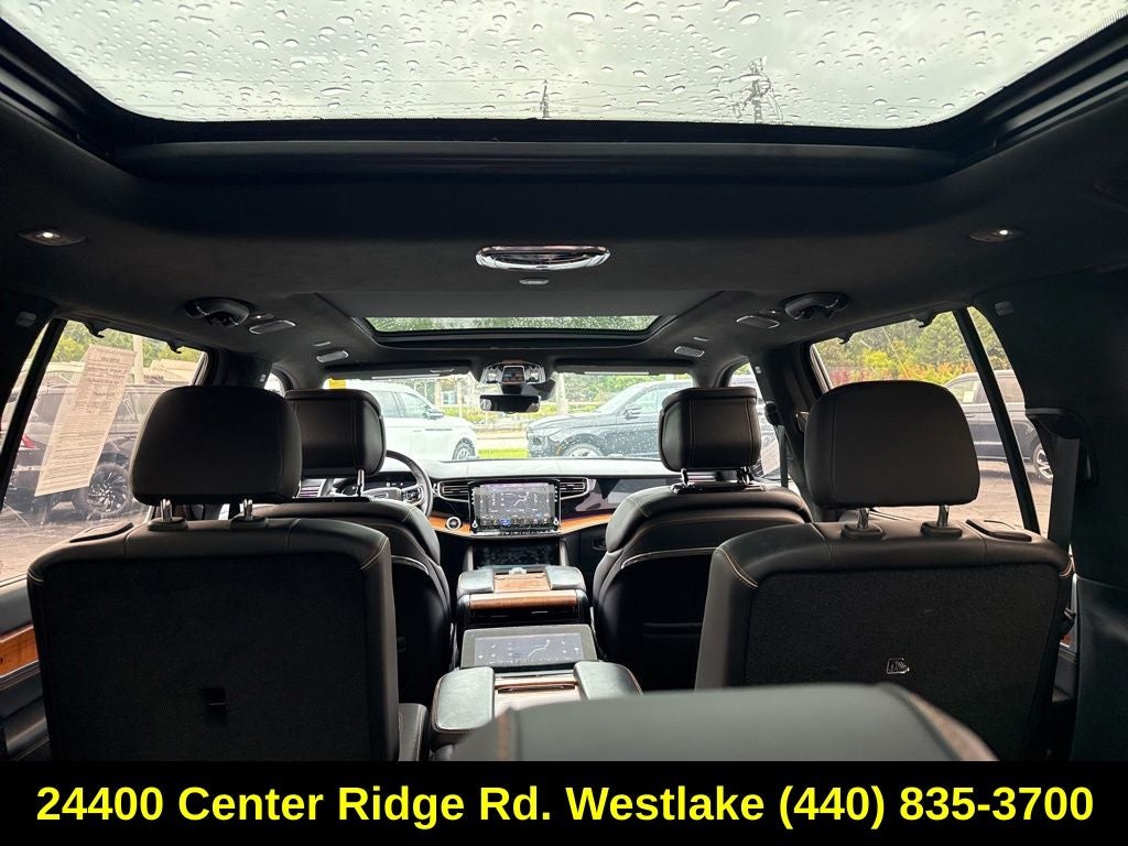 2022 Jeep Grand Wagoneer Series III