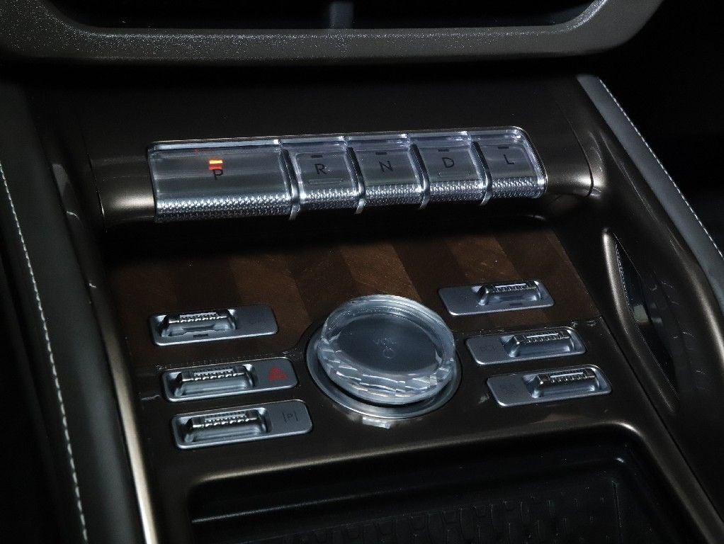 2024 Lincoln Nautilus Black Label