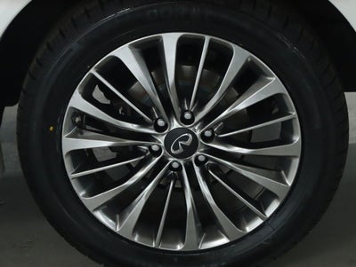 2018 INFINITI QX80 Base