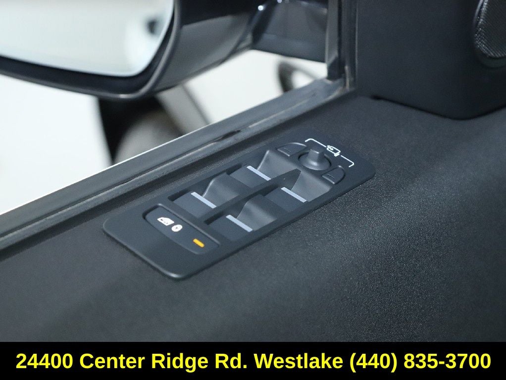 2024 Land Rover Discovery Sport SE