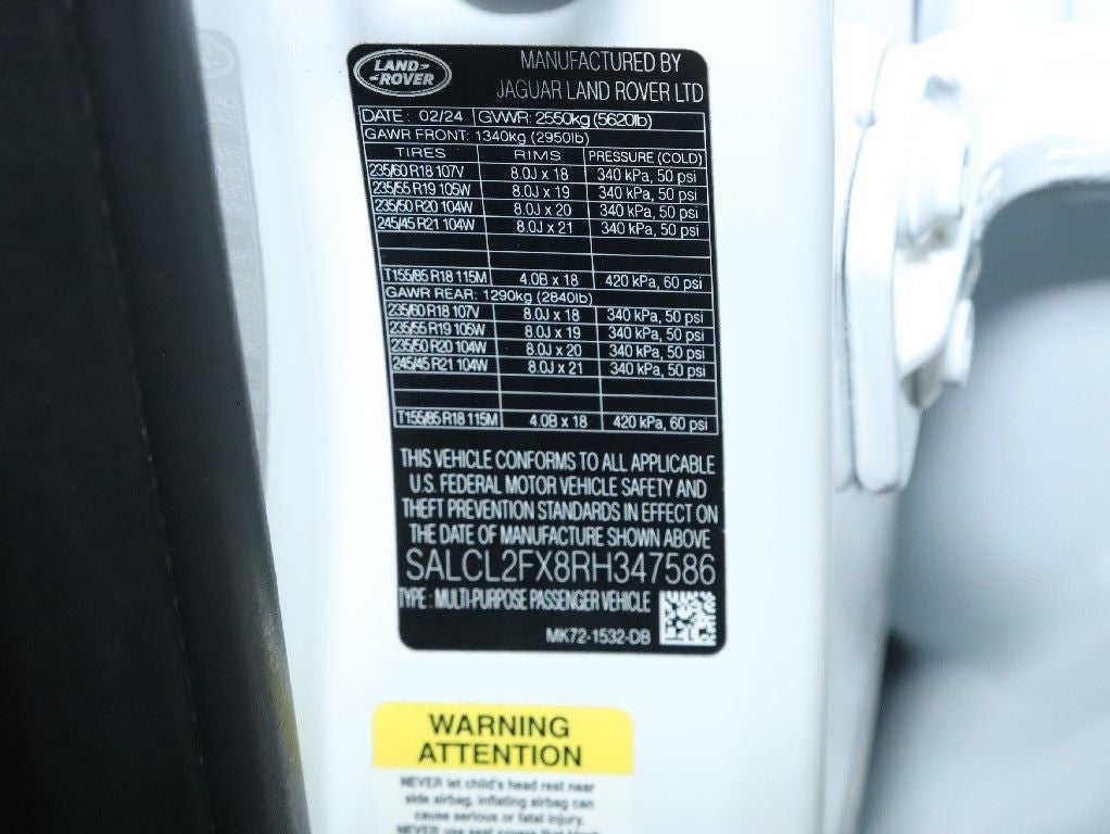 2024 Land Rover Discovery Sport SE