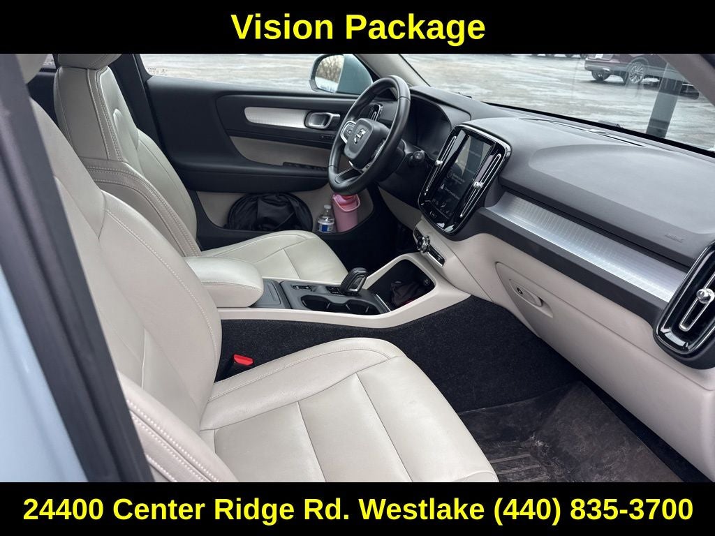 2019 Volvo XC40 Momentum