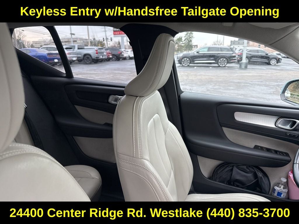 2019 Volvo XC40 Momentum