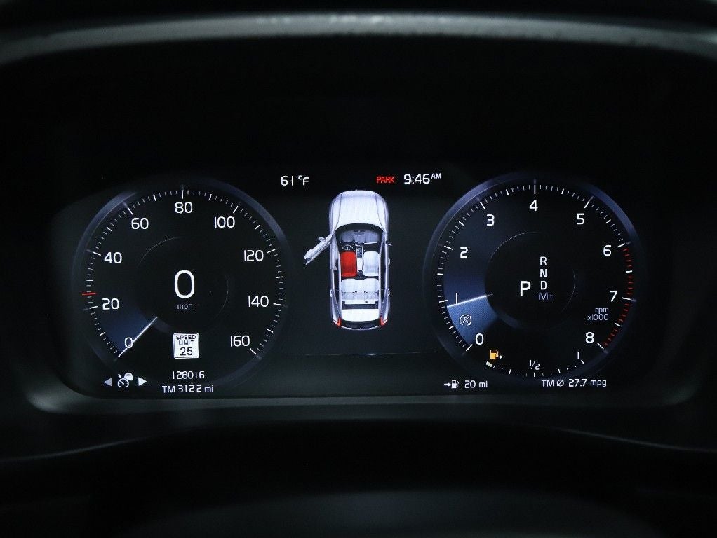 2019 Volvo XC40 Momentum