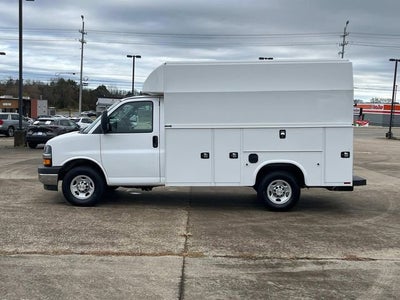 2025 Chevrolet Express Cutaway 3500 1WT