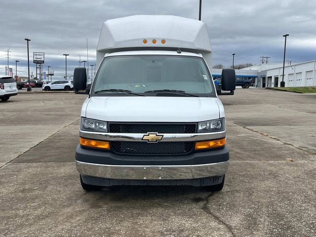 2025 Chevrolet Express Cutaway 3500 1WT