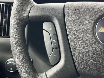 2025 Chevrolet Express Cutaway 3500 1WT