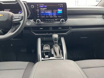 2025 Chevrolet Colorado WT/LT