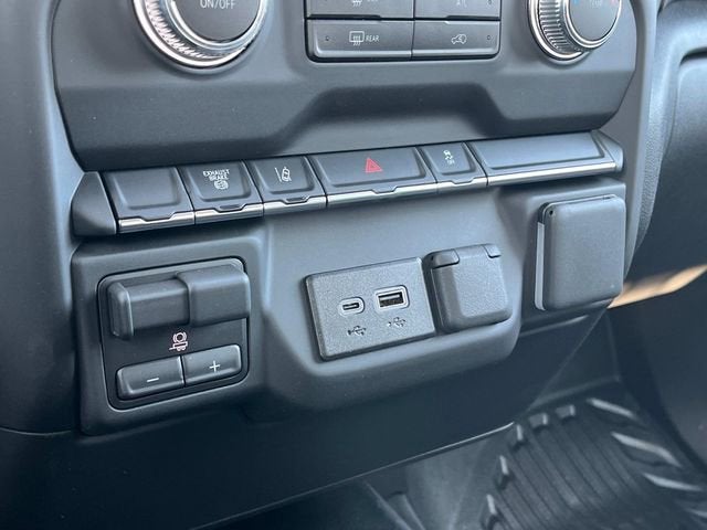 2025 GMC Sierra 3500 HD Chassis Cab Pro