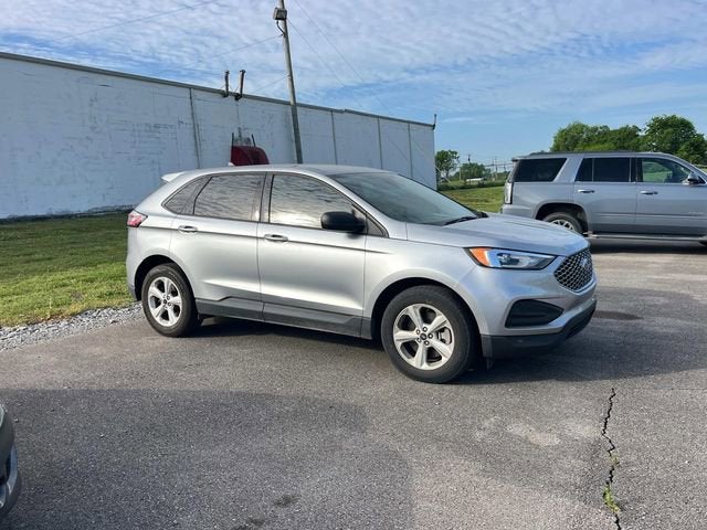 2023 Ford Edge SE