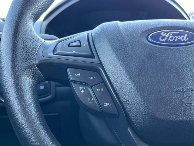 2023 Ford Edge SE