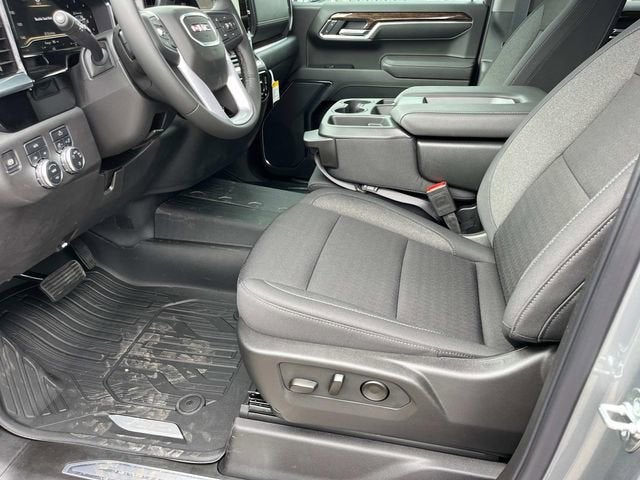 2025 GMC Sierra 1500 SLE